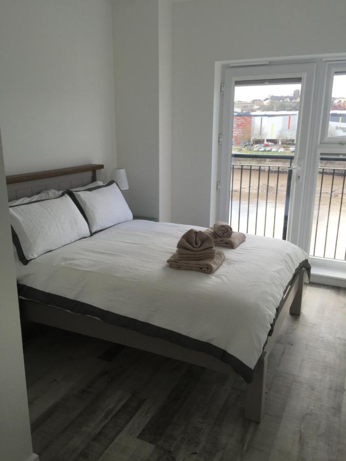 Appartement Raphael Heights à Newport  Extérieur photo