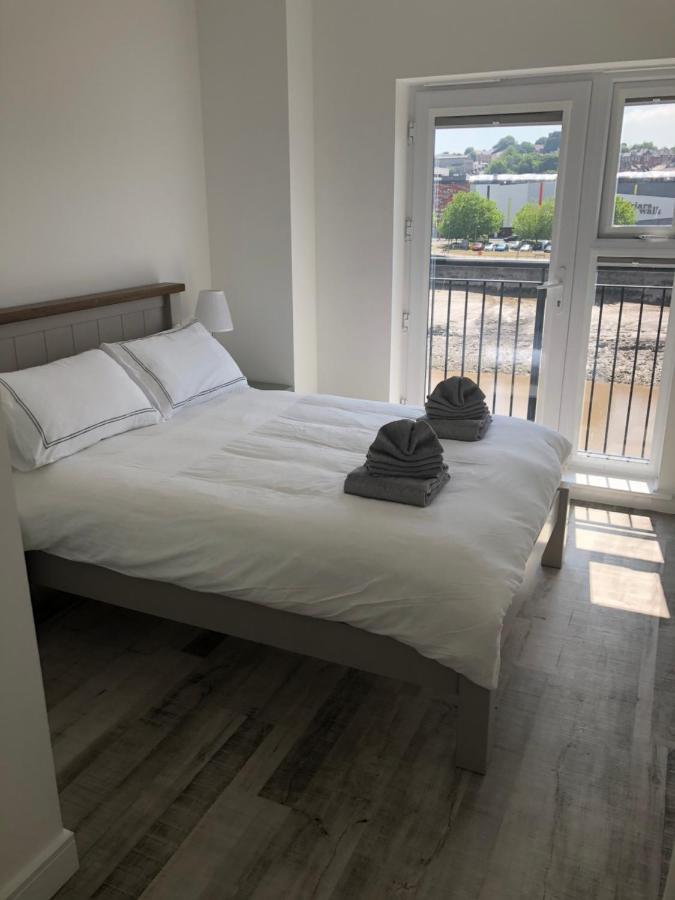 Appartement Raphael Heights à Newport  Extérieur photo